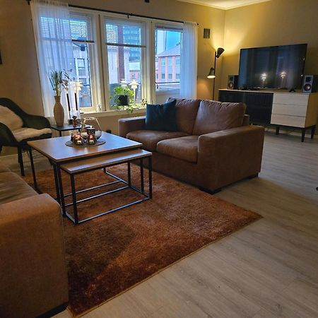 Koselig Og Moderne Leilighet, Meget Sentralt I Narvik Med Gratis Parkering! Экстерьер фото