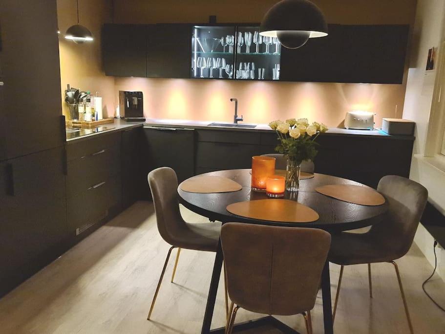 Koselig Og Moderne Leilighet, Meget Sentralt I Narvik Med Gratis Parkering! Экстерьер фото