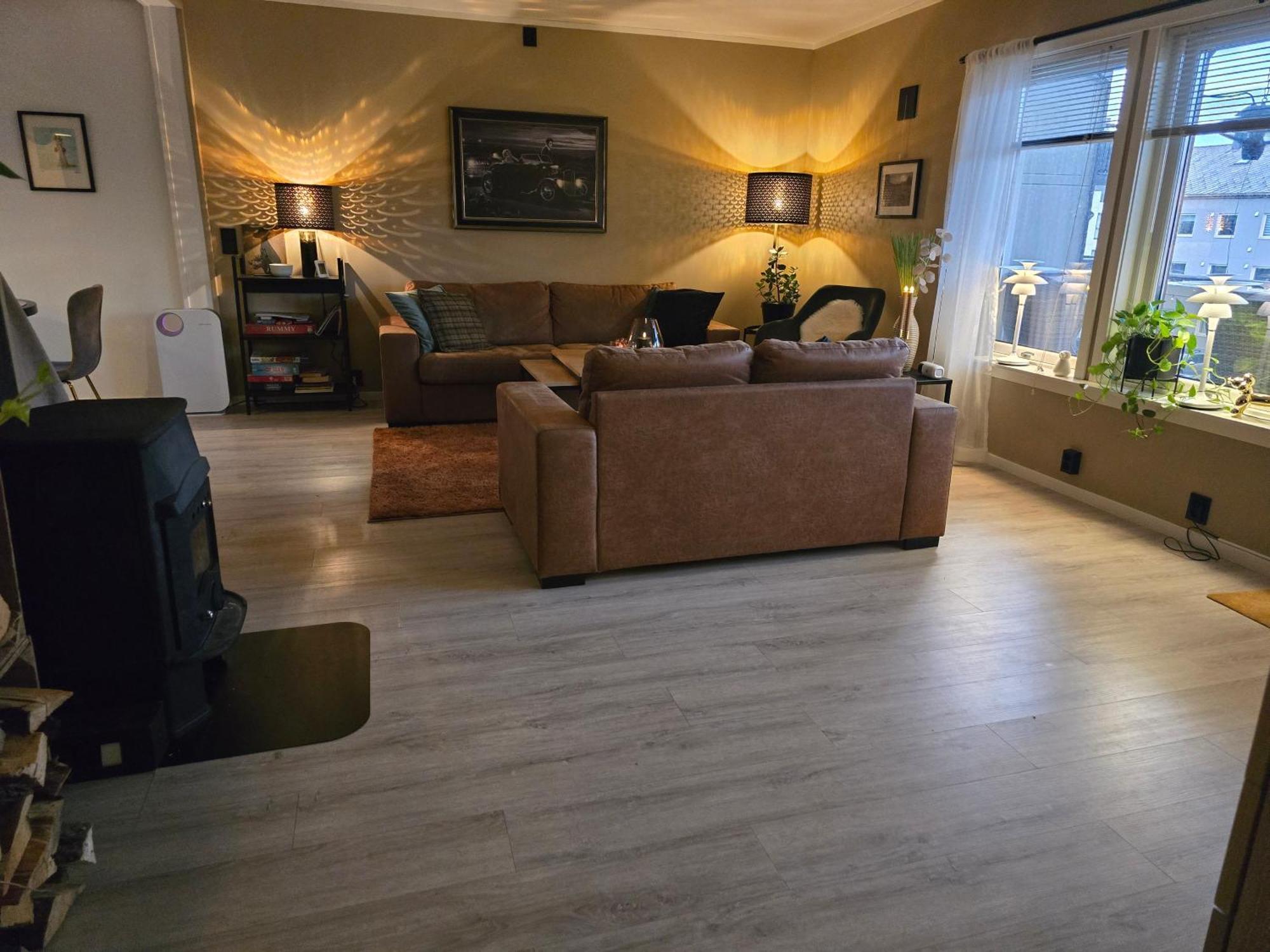 Koselig Og Moderne Leilighet, Meget Sentralt I Narvik Med Gratis Parkering! Экстерьер фото